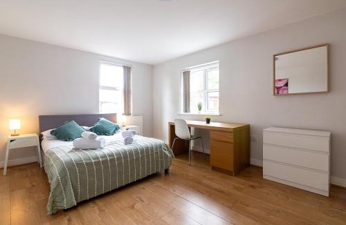 Loughborough Apartment | 2 Bedroom Large First Floor Apartment with FREE Parking