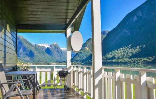Fjaerland House | 2 Bedroom Lovely Home In Fjærland