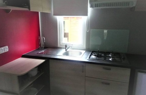 Devillac House | 2-Bedroom Mobile Home with Terrace in Dévillac