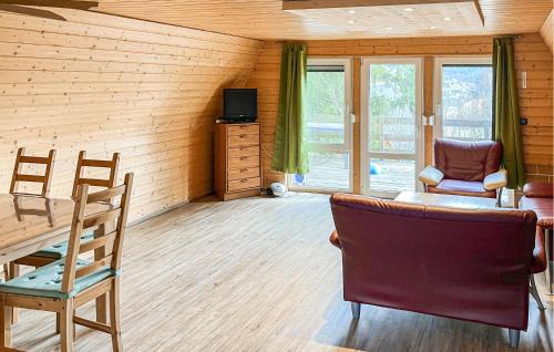 Saaldorf House | 2 Bedroom Nice Home In Bad Lobenstein
