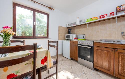Karlobag House | 2 Bedroom Nice Home In Karlobag