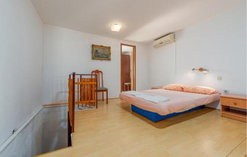 Karlobag House | 2 Bedroom Nice Home In Karlobag