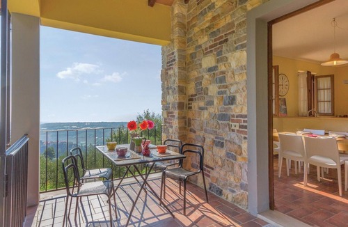 Pedona House | 2 bedroom nice home in Camaiore LU