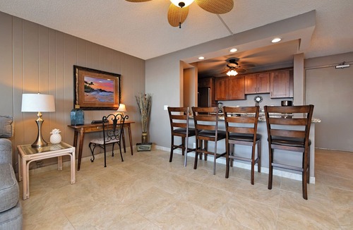Kahana Condo | 2 Bedroom Ocean View Condo - Valley Isle 509