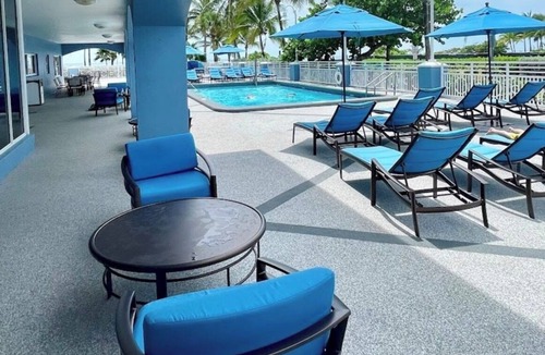 Surfside Condo | 2-Bedroom Partial Ocean View Condo in serene Surfside, FL/Miami Beach, cool AC