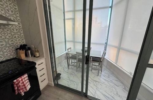 Downtown Vancouver Apartment | 2 Bedroom Penthouse Loft DT Van!