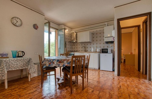 Camposoprano Apartment | 2 bedroom pet friendly apartment in Moneglia