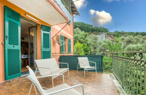 Camposoprano Apartment | 2 bedroom pet friendly apartment in Moneglia