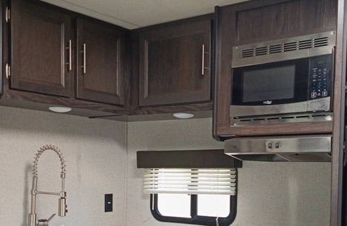 Dunnellon House | 2-bedroom recreational vehicle in peaceful Dunnellon with AC