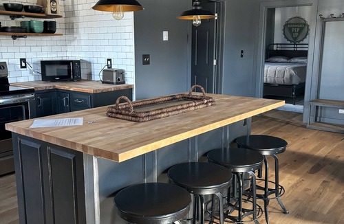 Mount Carmel House | 2 Bedroom Restored Historic Landmark-Old Industrial Soda Factory in Mount Carmel