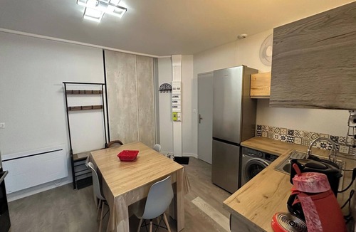 Mont-Dore Apartment | 2-Bedroom Revamped Flat in Auvergne