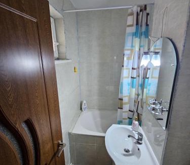 Bacau Apartment | 2 bedroom