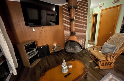 Dorset Cabin | 2 bedroom secluded cabin w hot tub & fireplace on private lake