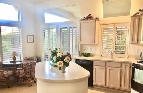 Desert Palms Apartment | 2 Bedroom Single family 83085 by Houzlet