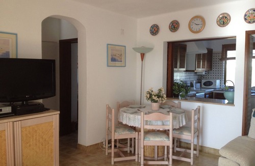 Albufeira Apartment | 2 Bedroom Spacious Apartment With Seaview & Balcony Very Close To Lovely Beach