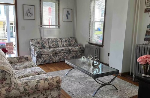 Hagerstown Apartment | 2-bedroom studio in serene Hagerstown with AC comfort
