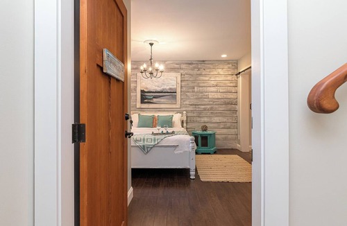 Shawnigan Lake Bed & Breakfast | 2 Bedroom Suite @ Shawnigan Suite Bed and Breakfast