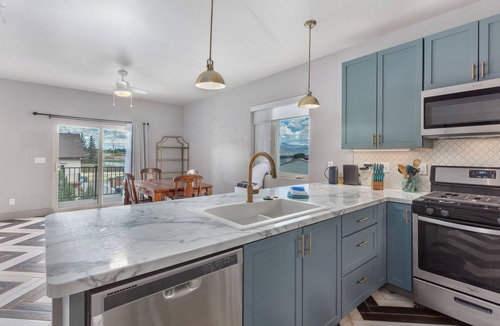 Salida Condo | 2-bedroom Upper Townhome in peaceful Poncha Springs- Midterm Rental