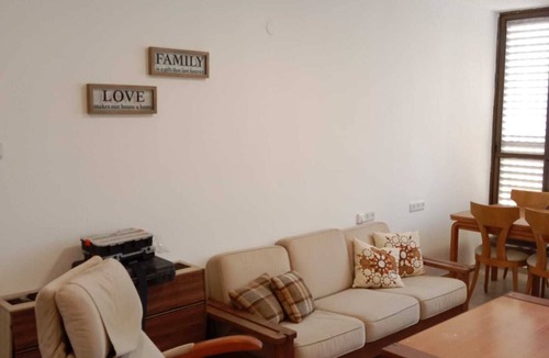 Rishon LeTsiyon Condo | 2 bedrooms Apartment, clean, neat and cozy in Rishon LeZion center!
