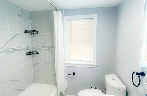 Bayonne Apartment | 2 Bedrooms Apartment 15 Min Away from EWR Airport, Cape Liberty