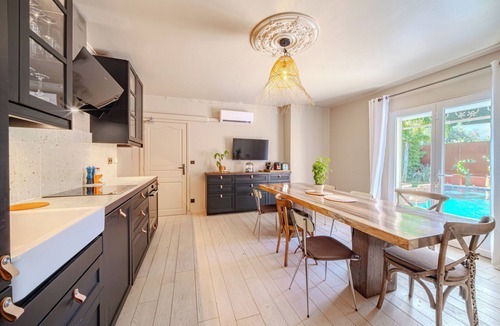 Saint-Martin House | 2 Bedrooms Private Vacation Home In Montpellier