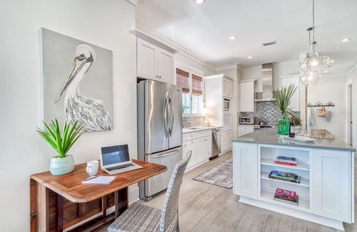 Village of Sugar Beach House | 2 Blocks from Beach Access! Community Pool!