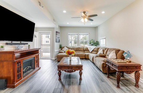 Ocean Gate Apartment | 2 Blocks to Beach: Apt w/Grill in Ocean Gate!