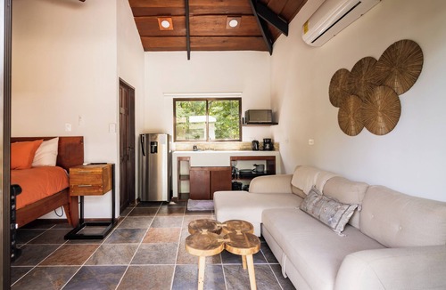 Rio Seco Bed & Breakfast | 2 Blu Moons Boutique Hotel & Retreat