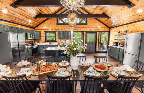 Caton Cabin | 2 Bowling Lanes | 8BR Smoky Mtn Lodge | Hot Tub + 85° Pool + Arcade | Sleeps 22