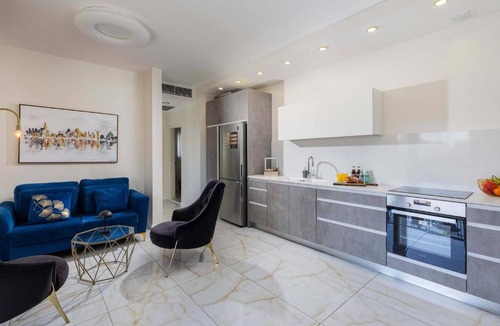 Jerusalem Apartment | 2 Br Apartment In Jerusalem Estates W Room