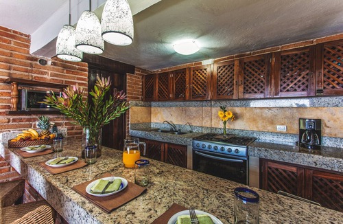Amapas Condo | 2 BR beachfront condo with full ocean view