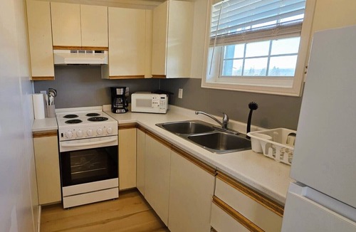 Boularderie House | 2 BR Cabot Trail Retreat Central Cape Breton 8 min to Baddeck