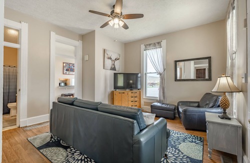 Babe Denny House | 2 BR Next To Lucas Oil -Walk to Conventions!
