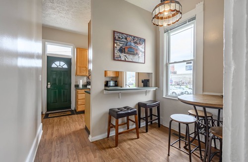Babe Denny House | 2 BR Next To Lucas Oil -Walk to Conventions!