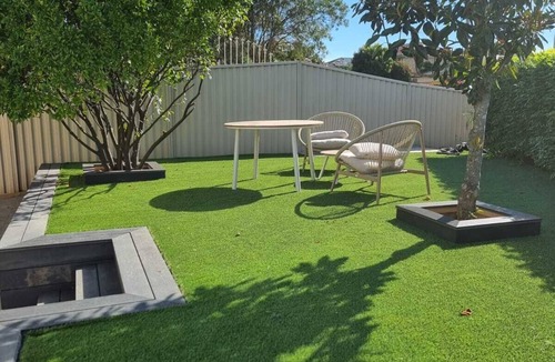Stanhope Gardens House | 2 BR spacious Granny near Stanhope Leisure Centre