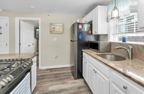 Hampton Condo | 2 BR, Steps to Beach, Pet Friendly, Island Section
