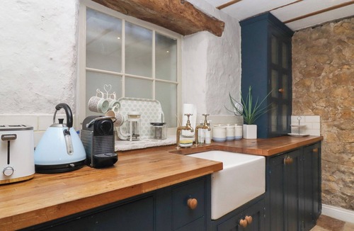 Knaresborough Cottage | 2 Castlegate