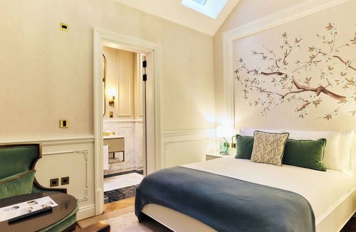 Belgravia Hotel | 2 Chesham Hotel