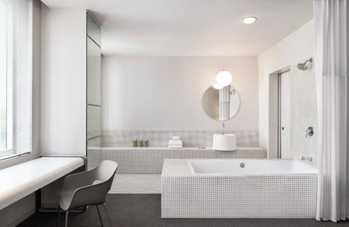 Financial District Hotel | 2 Comfortable and Affordable Pet Friendly Units