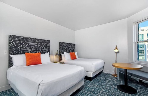 Downtown San Francisco Hotel | 2 Comfortable Room with Rooftop Pool, Near Oracle Park & Yerba Buena