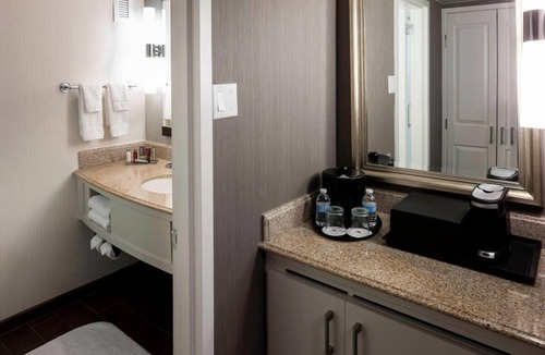 Fairfax Hotel | 2 Comfortable Rooms with Gym Near Patriot Park North and EagleBank Arena