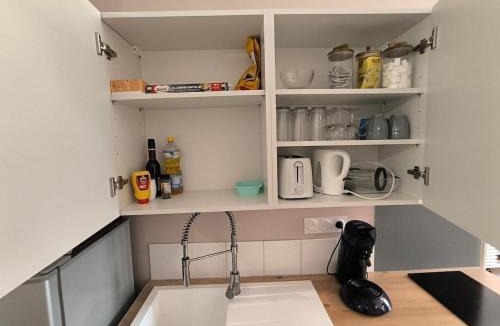 Chateauroux Apartment | 2, Ctre, parking, by bedandberry