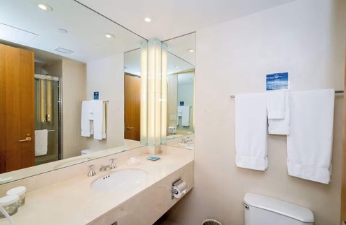 Ossining Hotel | 2 Double Rooms | Cozy Escape with Convenient Access to Downtown Spots
