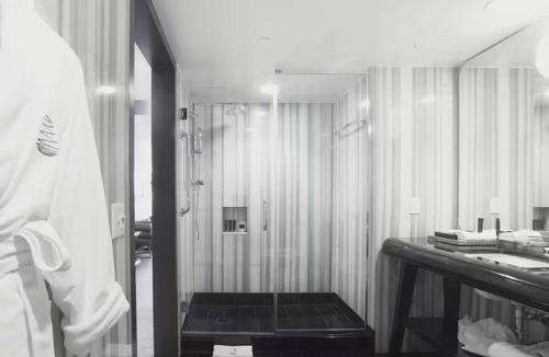 Foggy Bottom Hotel | 2 Doubles | The Watergate Hotel | Scenic River Views | Near Landmarks