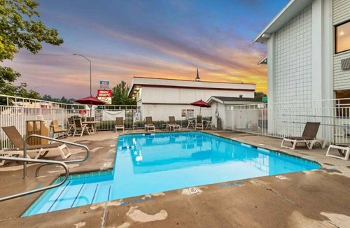 Ogden Apartment | 2 Full Beds | Non-Smoking, Micfridge