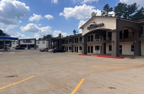 San Augustine Apartment | 2 Full Beds|Non-Smoking
