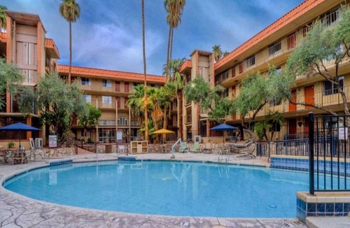 Phoenix Apartment | 2 Full Beds|Nsmk|Micfridge