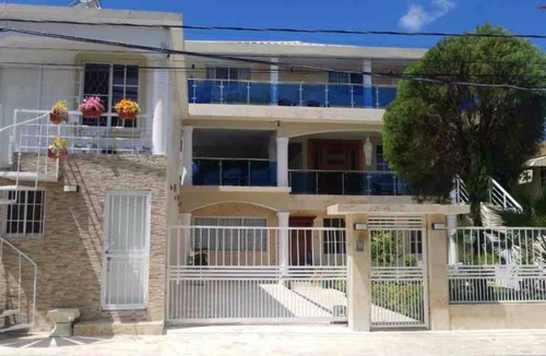 El Batey Apartment | 2 Fully Equipped 2BR APT->DT->2Mins to the Beach