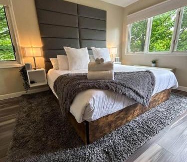 Acme House | 2 King bed/Wine/Beach/Golf/Casino/Resort