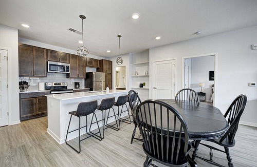 Fishers Apartment | 2 KING BEDS - 2BED/2BTH